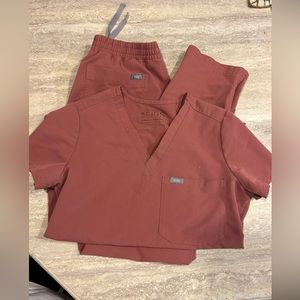 Figs Women Scrubs Mauve